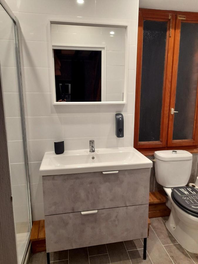 Les Roches Chambre D'Hotes Servant Bagian luar foto